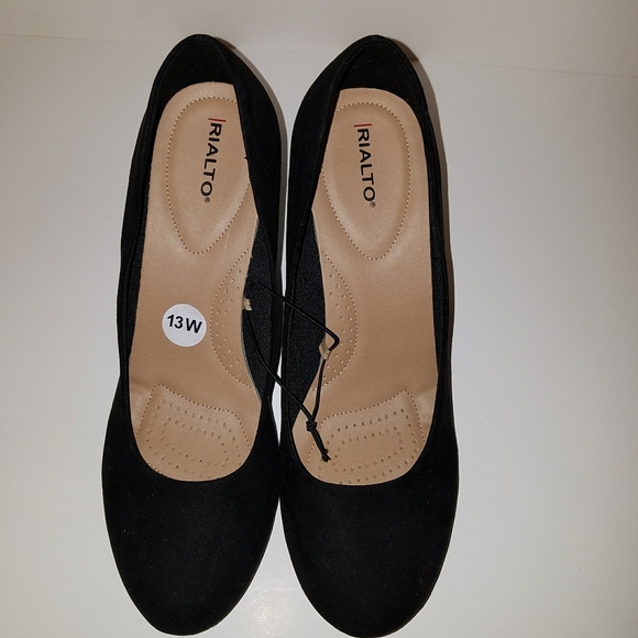 Rialto blk suede like wedge, round toe, NWT - Picture 3 of 4